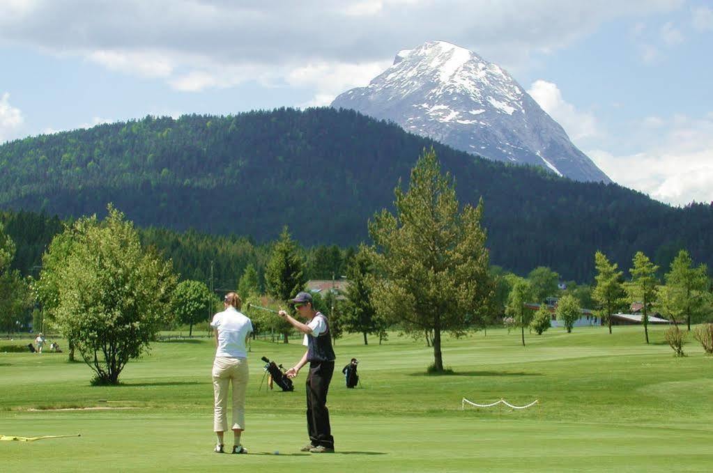 Landhaus Am Golfplatz Seefeld w Tirolu Zewnętrze zdjęcie
